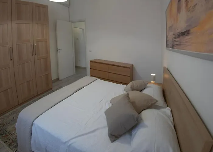 Al Civico 31 Apartment In The Center Of Cecina